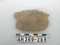 藏品(打製石刀)的圖片